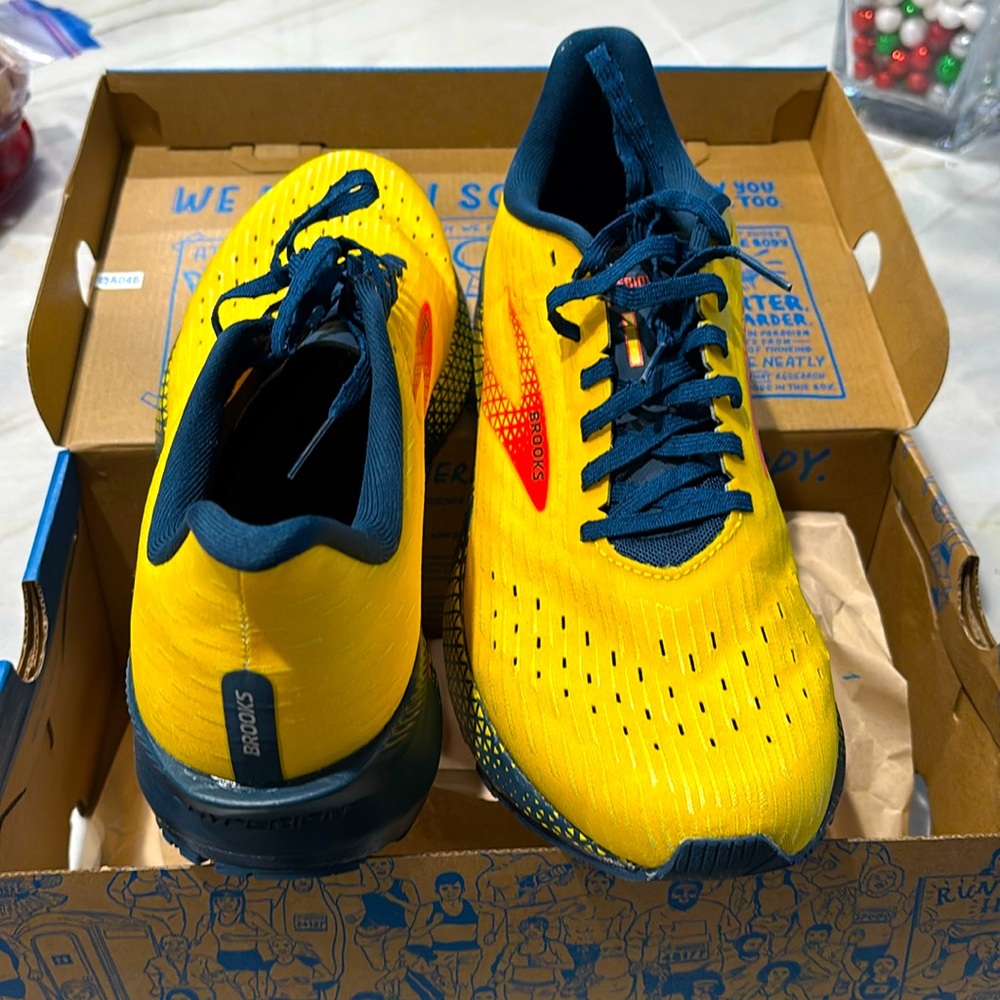 Brooks Hyperion Tempos